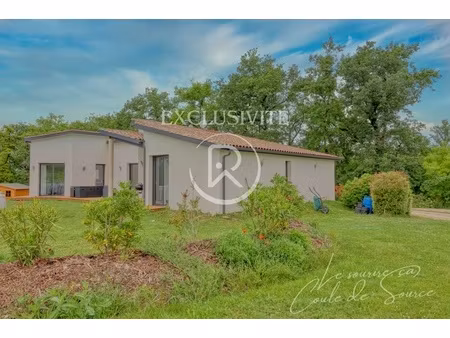 maison 7 pièces - 147 m²