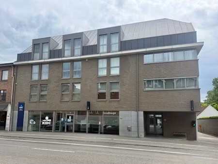 appartement te huur in schilde met 4 slaapkamers