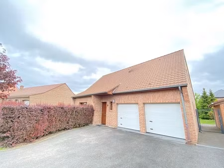 maison 6 pièces  oisy