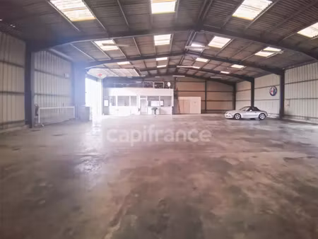 location commerce 6 pièces 550 m² à beaucaire (30300)