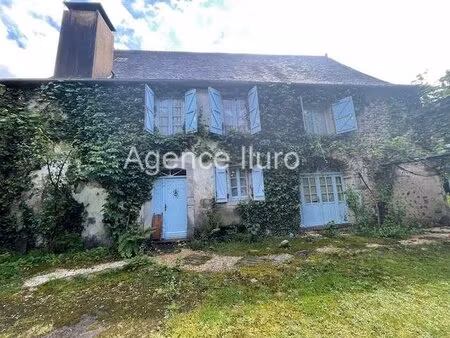 proximite immediate oloron - belle maison avec dependances - charme de l'ancien