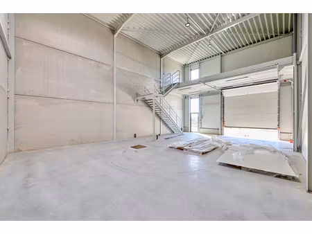 commercieel te koop in genk