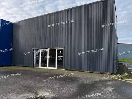 location commerce langueux 22360 190m²