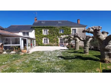 maison - 4/5 chambres - terrain clos 1700 m2 - garage - dépendances