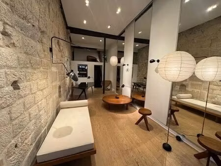 location commerce paris 75007 30m²