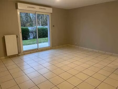 location appartement 2 pièces à hennebont (56700) : à louer 2 pièces / 50m² hennebont