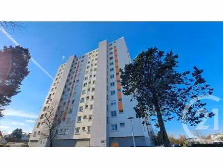 location appartement 3 pièces à pont-rousseau (44400) : à louer 3 pièces / 62m² pont-rouss