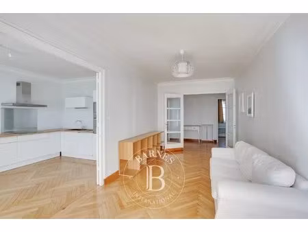 lyon 6 - vitton - appartement meublé de 80.15 m² - balcon - 2 chambres