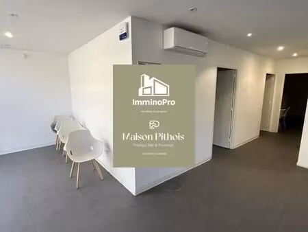 location commerce marseille 13006 209m²