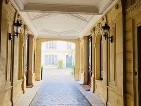 bureau de prestige de 70 m2 en location - provence-opéra – grands boulevards  paris  île-d