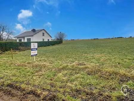 belle parcelle à bâtir de 9 ares à vendre à bertrix