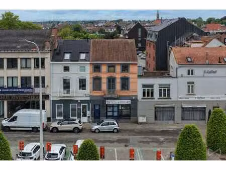 immeuble de commerce avec maison unifamiliale