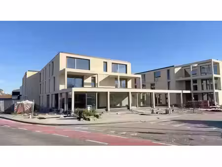 nouvelle construction de bureau commercial à vendre près de