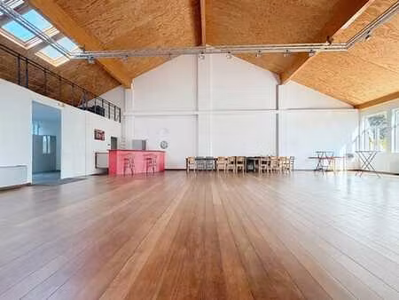 salle polyvalente rénovée - fort potentiel locatif