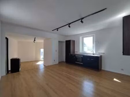 maison 2 chambres à louer jemeppe-sur-sambre