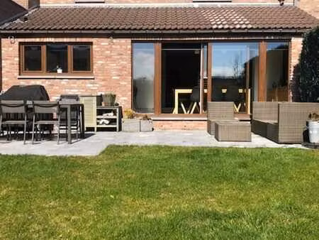 maison lumineuse quartier calme. offre à partir de 495000€