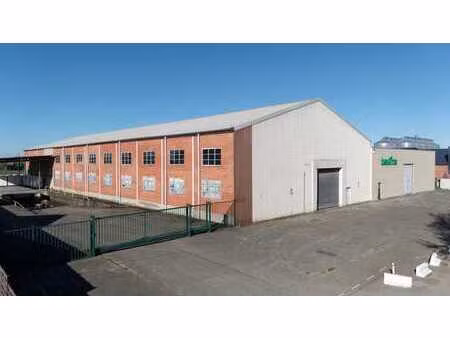 bedrijfsgebouwen 3.150m² op een perceel van 6.021m² in de...