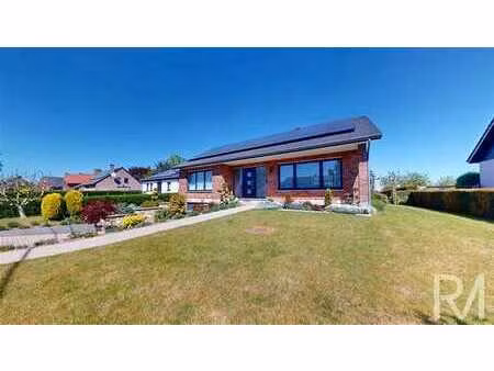 opportunité rare: magnifique bungalow 3 chambres à la campa