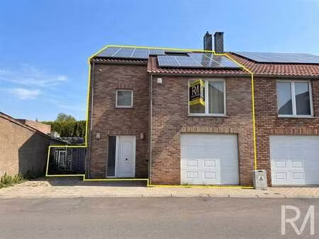 maison aux volumes impressionnants  idéale pour une vie de f
