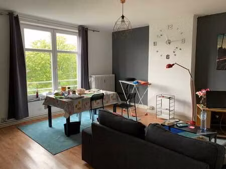 bel appartement 1 chambre vue sur l'ourthe et ravel