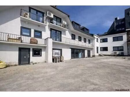 bel appartement 3 chambres avec extérieur – idéal famille
