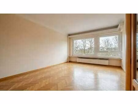 appartement deux chambres avec vue sur la dérivation !