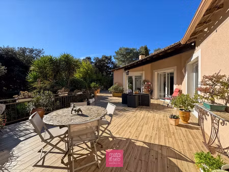 maison de luxe à vendre à langlade