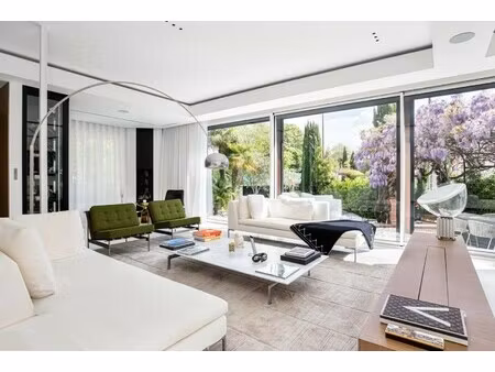 maison de luxe à vendre dans le quartier côte pavée-l hers-la terrasse