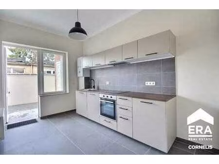 anderlecht – appartement entièrement rénové avec terrasse