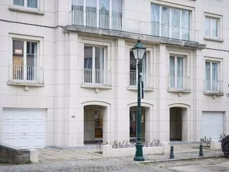 appartement 2 chambres à uccle  avenue molière