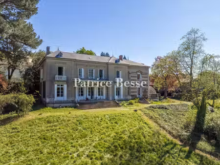 maison ancienne à vendre à l'étrat