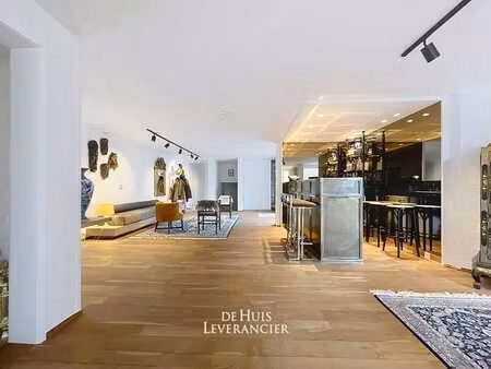 villa élégante : l'alliance parfaite du calme absolu  du ...