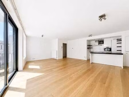 appartement 3 chambres - defacqz