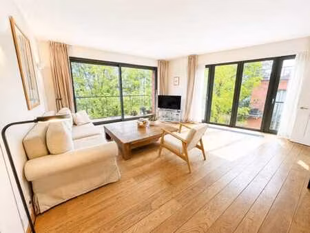 superbe appartement 2 chambres avec terrasse