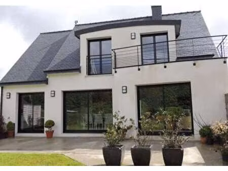 location maison à lesneven (29260) : à louer / 150m² lesneven