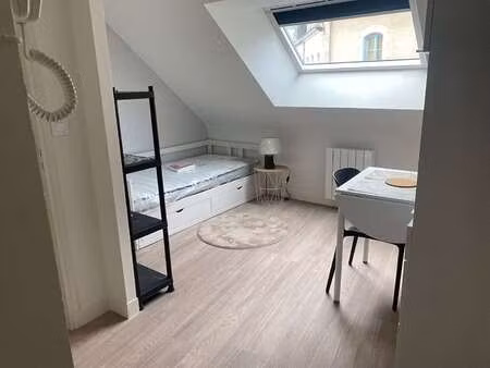 location appartement t1 meublé à vannes centre ville (56000) : à louer t1 meublé / 13m² va