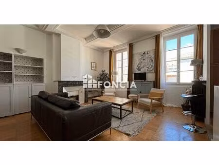 t5 de 87 m2 avec chambre de bonne