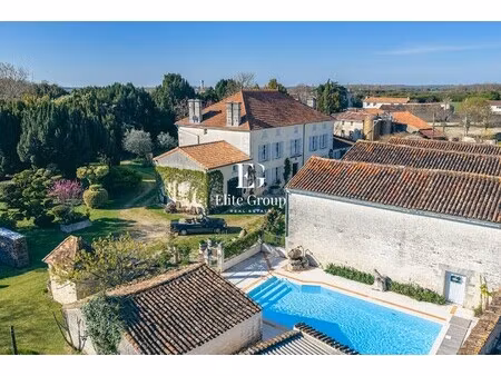 maison de luxe à vendre à angoulême