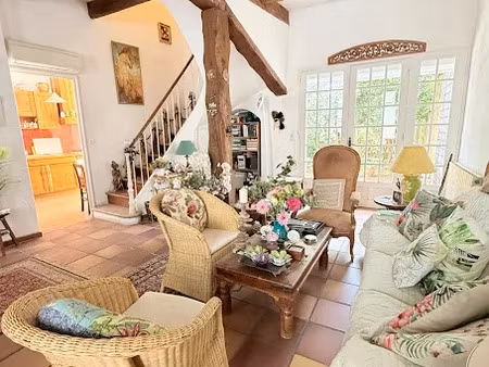 vente maison 5 pièces 105 m² à toulon (83000)  650 000 €
