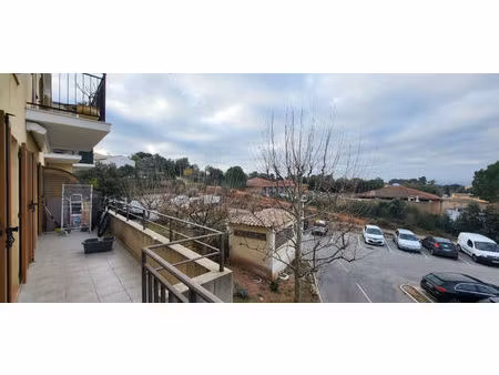 location appartement 3 pièces- la bouverie -