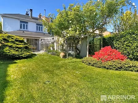 maison de ville à vendre dans le quartier prés-flers bourg-château