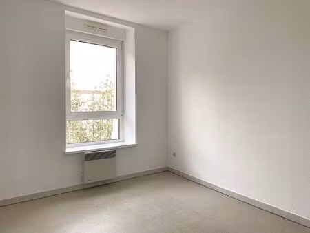 longwy  mont saint martin  proche des 3 frontières  très bel immeuble avec 12 appartements