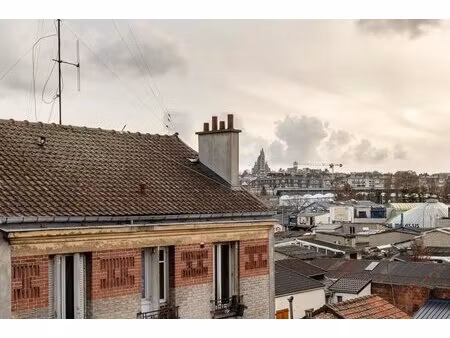 charmant studio lumineux à saint-ouen