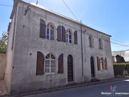 maison de maître à st germain de coulamer