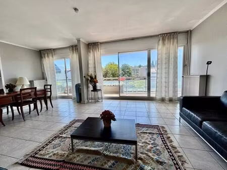 appartement 5 pieces avec exterieur