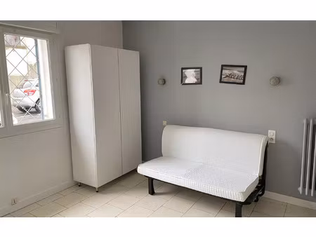location appartement  m² t-1 à périgueux  390 €