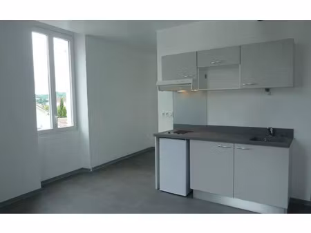 location appartement  m² t-2 à périgueux  470 €