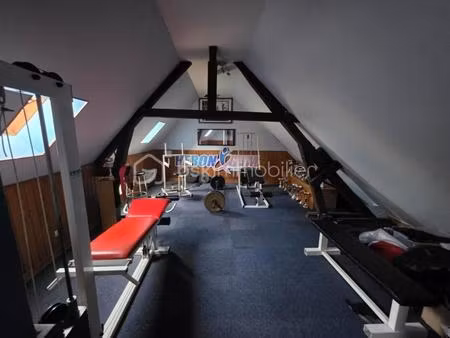 maison de ville transformé en salle sport 156 m²
