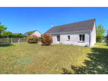 location maison  m² t-4 à lorris  825 €