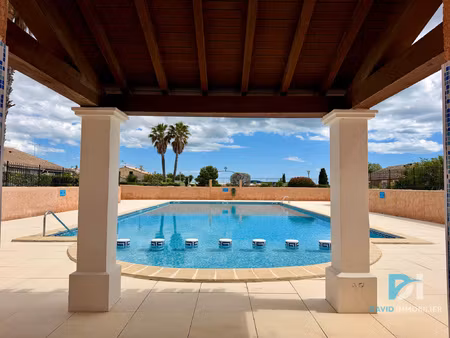 loupian- maison t1 bis avec terrasse- residence piscine-tenn